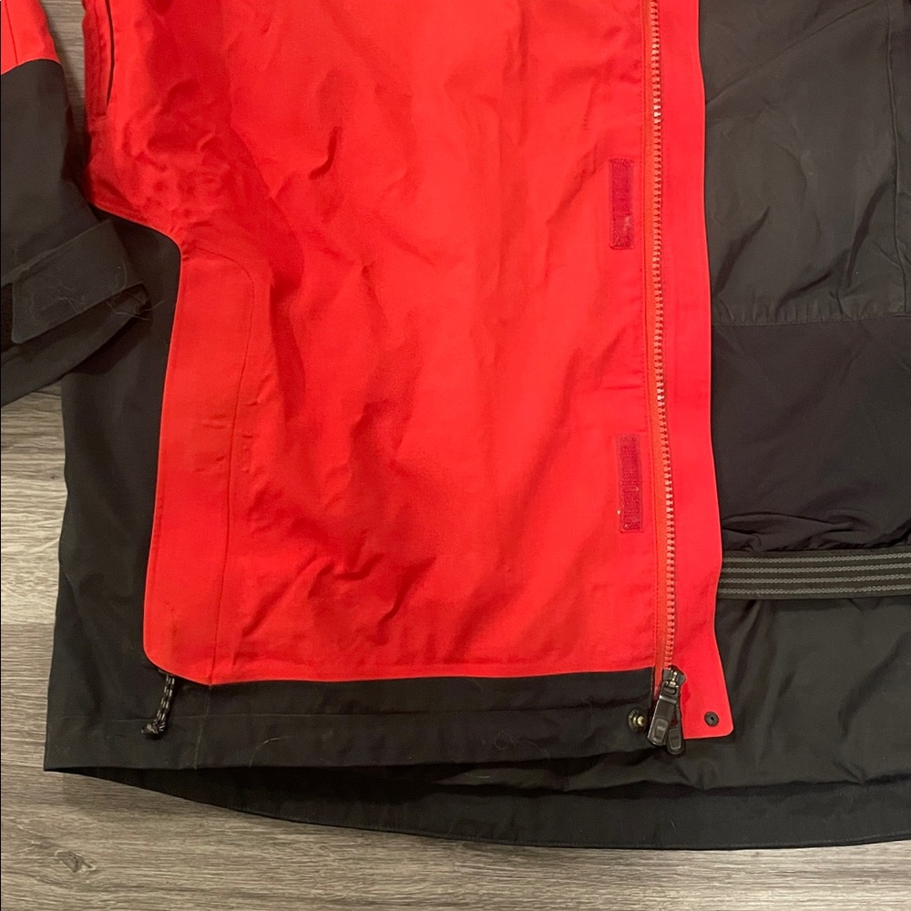 Burton AK Black and Red Patrol Jacket. Unisex L, VGUC - Picture 5 of 15